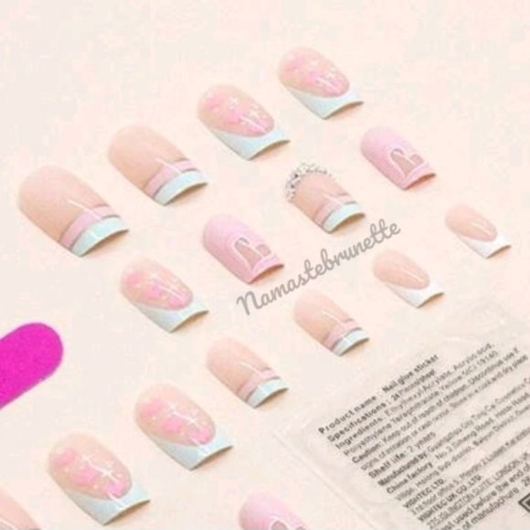 2/$16 Rhinestone Hearts French Manicure Press On Nails - Picture 3 of 14